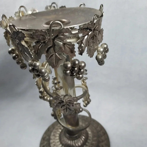 Silverplate Grapevine Candlestick - Picture 5 of 6